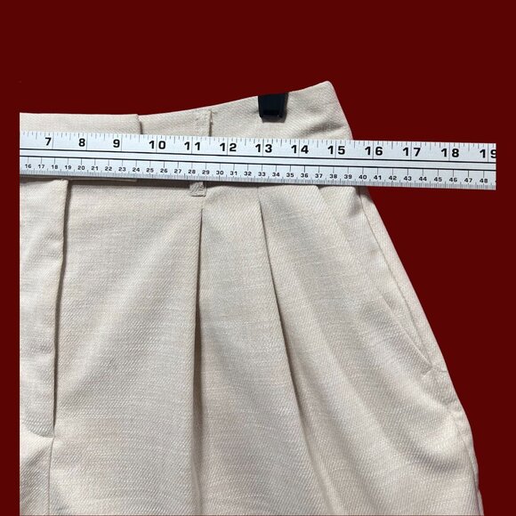 Worthington - Women's Mid-Rise 8.5" Inseam City Short - Beige - 8 - Picture 3 of 14